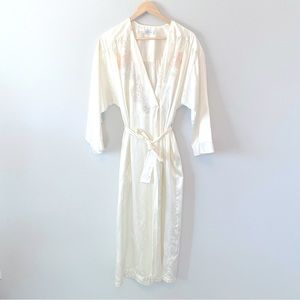 Etienne Vintage Lace Floral Embroidered Silky Long Robe